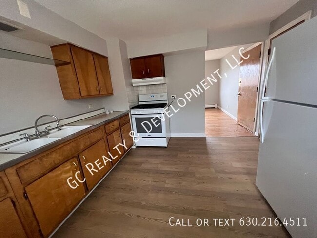 18429 Torrence Ave in Lansing, IL - Building Photo - Building Photo