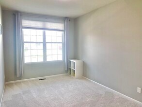 2835 Dillon Dr in Ann Arbor, MI - Building Photo - Building Photo