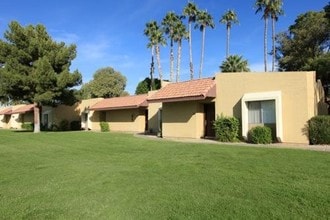 Tempe Vista in Tempe, AZ - Foto de edificio - Building Photo
