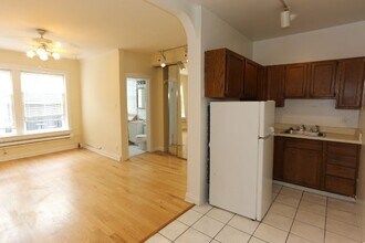 514 W Melrose St in Chicago, IL - Building Photo - Building Photo