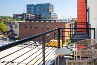 110 N Boston Ave, Unit 412 in Tulsa, OK - Building Photo - Building Photo