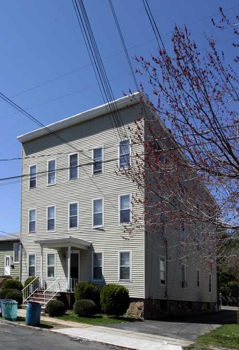 16 Aubrey St in Summit, NJ - Building Photo