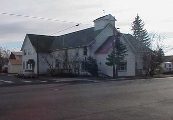 400 W Broadway St in Goldendale, WA - Building Photo