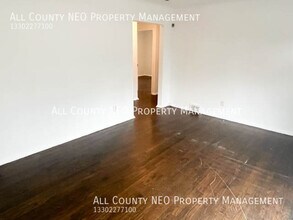 3862 E 112th St in Cleveland, OH - Building Photo - Building Photo