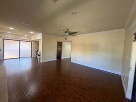 12661 Westhampton Cir in Wellington, FL - Building Photo