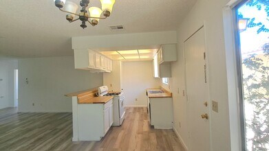 6228 Daisy Ave in Twentynine Palms, CA - Building Photo - Building Photo