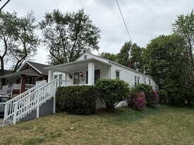 3209 Dix Ave in Breckenridge Hills, MO - Building Photo