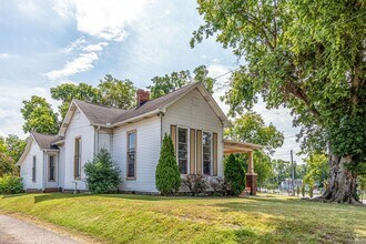 1208 1st Ave S in Nashville, TN - Building Photo - Building Photo