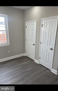 1826 Ridge Ave photo'