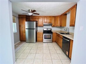 3116 Laurel Ridge Cir in Bridgeville, PA - Building Photo - Building Photo
