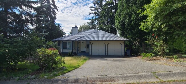 property at 6821 119th Pl SE