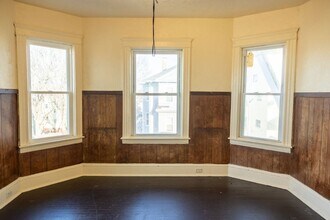 42 Dorchester St in Worcester, MA - Building Photo - Building Photo