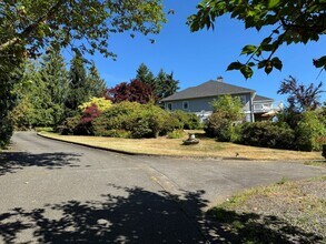 2736 Stein Hill Ln in Custer, WA - Building Photo - Building Photo