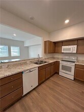 2804 W Mockingbird Ln in Rogers, AR - Building Photo - Building Photo