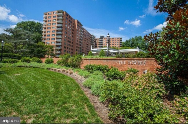 property at 4201 Cathedral Ave NW