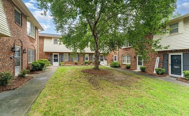 627 W Front St, Unit 627 D W Front St in Burlington, NC - Foto de edificio - Building Photo