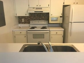 3332 Camelot Dr in Haines City, FL - Building Photo - Building Photo