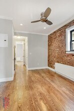 343 E 5th St in New York, NY - Building Photo - Building Photo