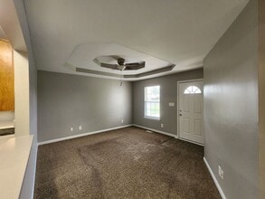 424 Pacific Ave in Oak Grove, KY - Building Photo - Building Photo