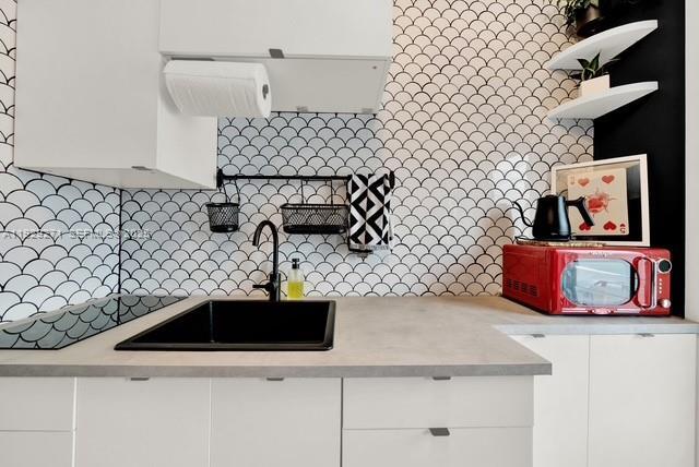 1060 Pennsylvania Ave in Miami Beach, FL - Building Photo - Building Photo