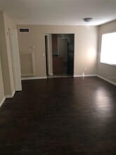 517 S Hyer Ave in Orlando, FL - Building Photo - Building Photo