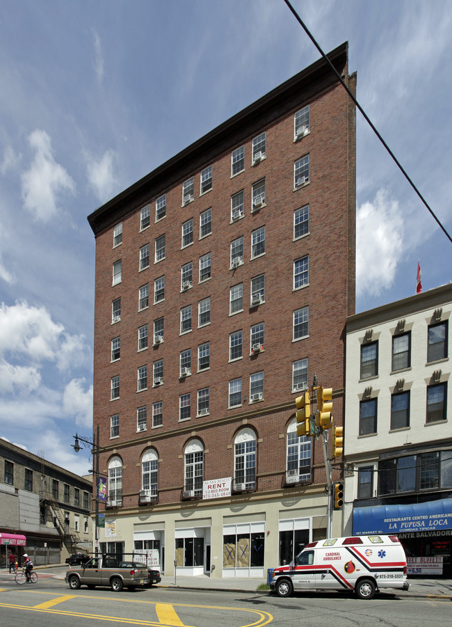 191 Market St in Paterson, NJ - Building Photo - Building Photo