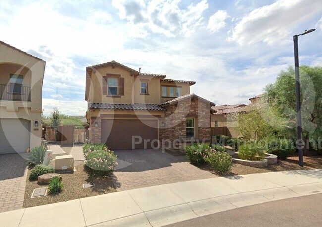 property at 3253 E Louise Dr