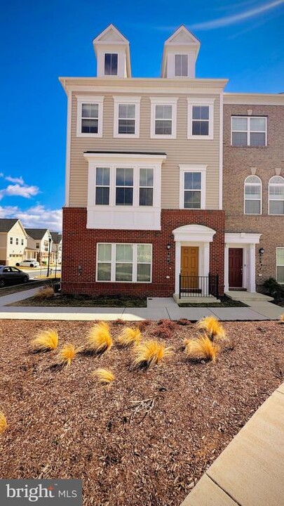66 Garden Meadow Pl in Gaithersburg, MD - Building Photo