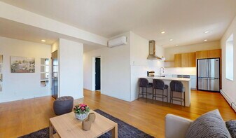 2109 Blaisdell in Minneapolis, MN - Building Photo