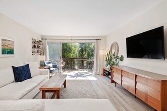 2727 Miradero Dr in Santa Barbara, CA - Building Photo - Building Photo