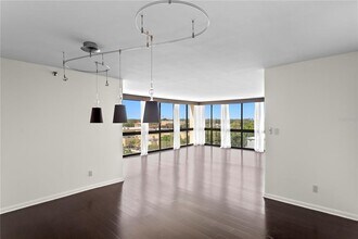 3301 Bayshore Blvd in Tampa, FL - Building Photo - Building Photo