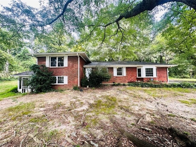 property at 6150 Mallory Rd