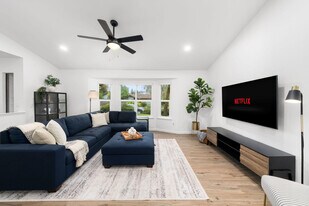 4501 Wrenford Way in Sacramento, CA - Building Photo