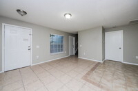 770 Lucaya Dr in Kissimmee, FL - Foto de edificio - Building Photo