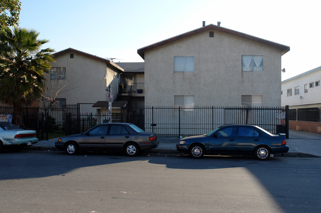 10124 Felton Ave in Inglewood, CA - Building Photo