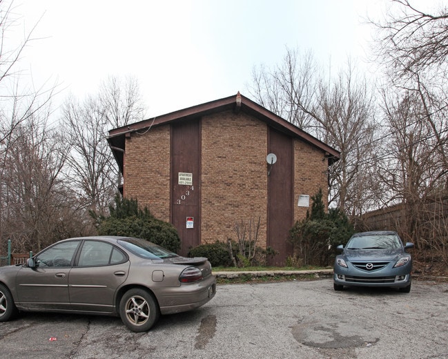 3034 Bracken Woods Ln in Cincinnati, OH - Foto de edificio - Building Photo