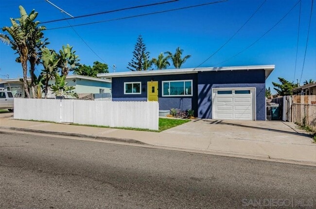 1087 Connecticut St in Imperial Beach, CA - Building Photo - Building Photo