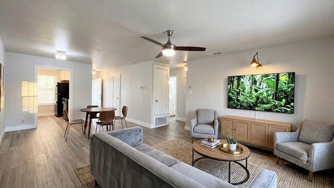 property at 11208 Renel Dr
