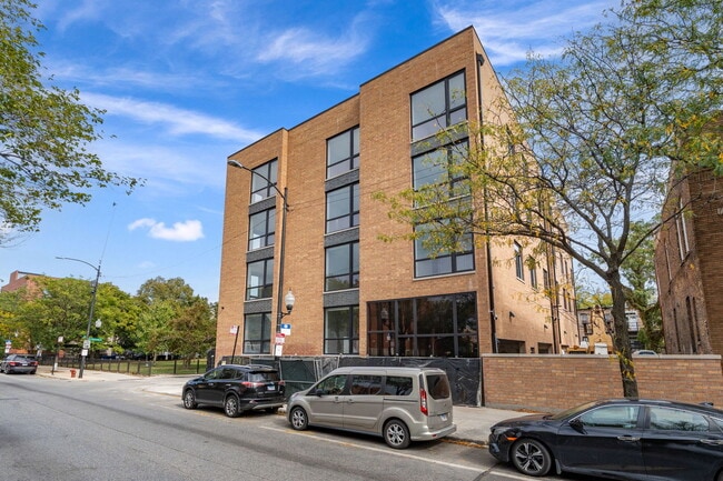 2355 W Flournoy St in Chicago, IL - Building Photo - Building Photo