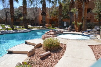 724 Hardy Way, Unit E in Mesquite, NV - Building Photo - Building Photo