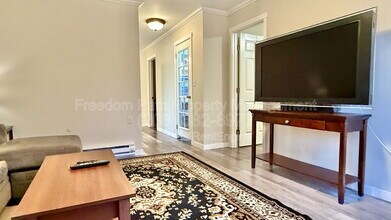 208 E Harrison Ave in Coeur d'Alene, ID - Building Photo - Building Photo