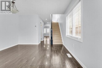 74 Michigan Ave in Cambridge, ON - Building Photo - Building Photo