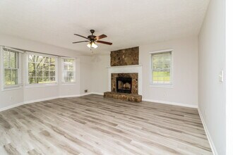2739 Old Mill Pl in Acworth, GA - Building Photo - Building Photo