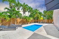 11037 SW 147th Pl in Miami, FL - Foto de edificio - Building Photo