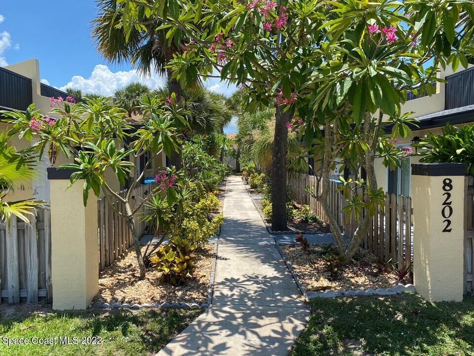 8202 Canaveral Blvd in Cape Canaveral, FL - Building Photo