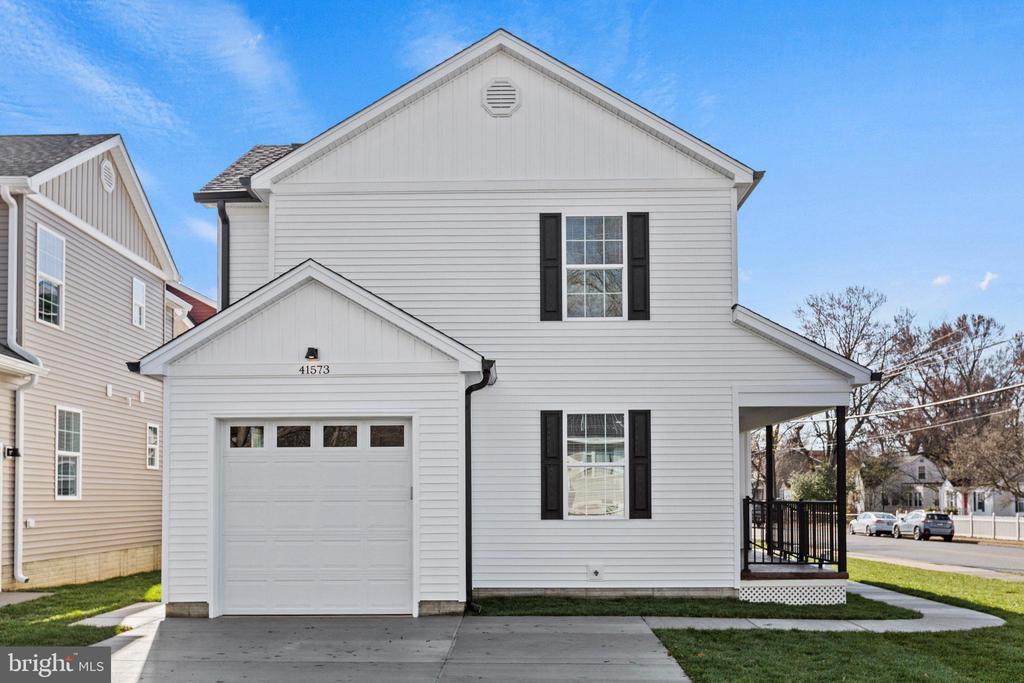 41573 Church St in Leonardtown, MD - Building Photo