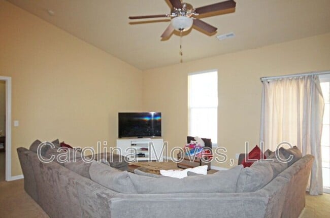 112 Bascom Ct in Greer, SC - Building Photo - Building Photo