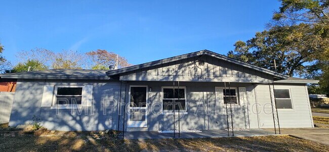 5935 Antilla Dr in Orlando, FL - Building Photo - Building Photo