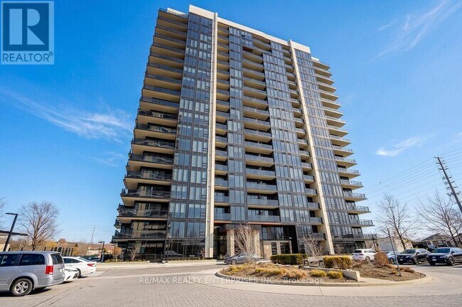 1035 Southdown Rd in Mississauga, ON - Building Photo - Building Photo