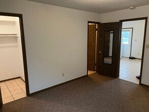4680 Vasey Ave in Marion, IA - Building Photo - Building Photo